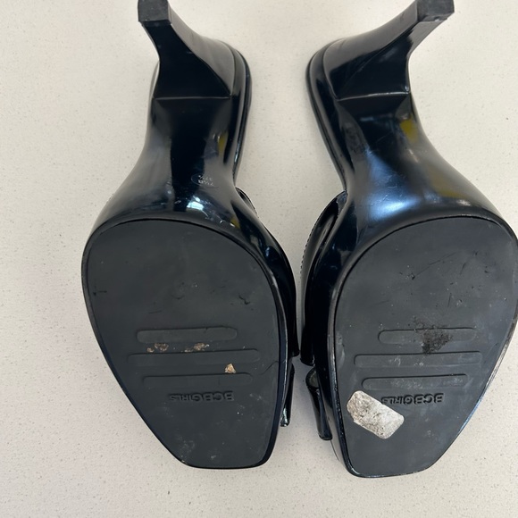 BCBGIRLS peep toe patent mule size 7.5 - Picture 2 of 4